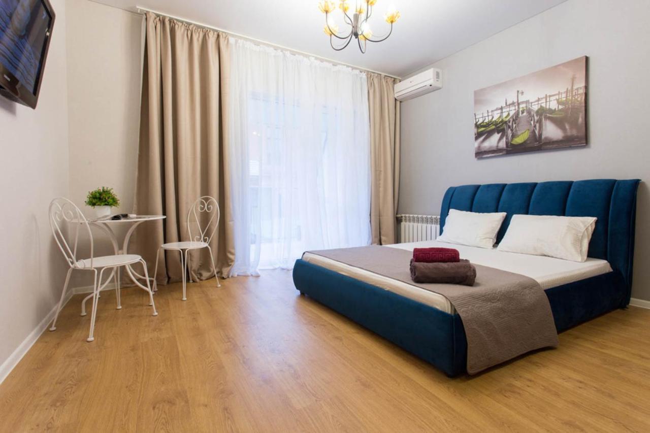 Studio Near Metro Yaroslava Mudroho, Universytet - Mykoly Khvylovoho Str 5-3 Charkiv Esterno foto