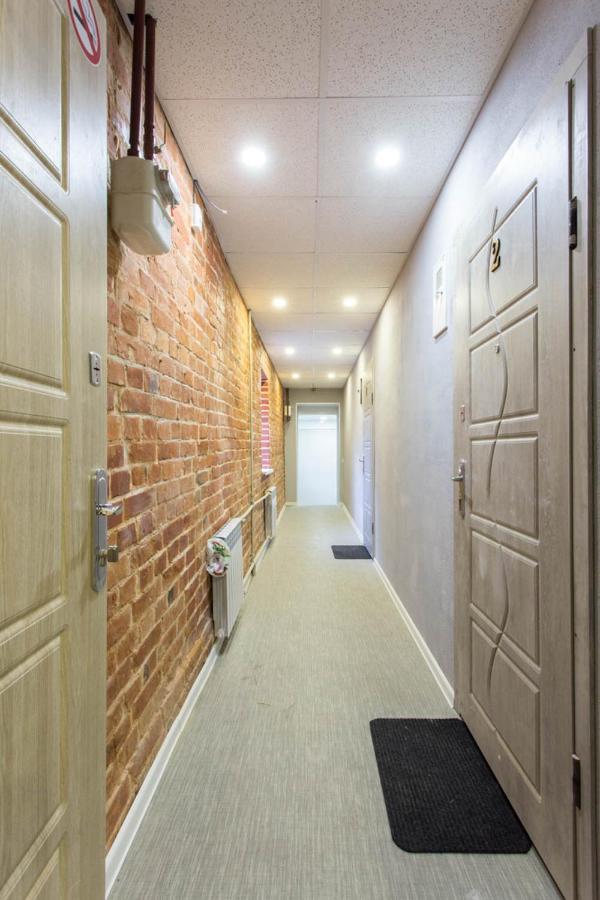 Studio Near Metro Yaroslava Mudroho, Universytet - Mykoly Khvylovoho Str 5-3 Charkiv Esterno foto
