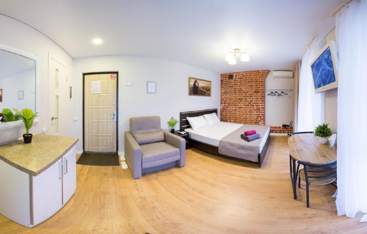 Studio Near Metro Yaroslava Mudroho, Universytet - Mykoly Khvylovoho Str 5-3 Charkiv Esterno foto
